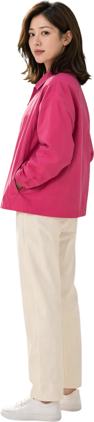 Mina, the host of the reviews